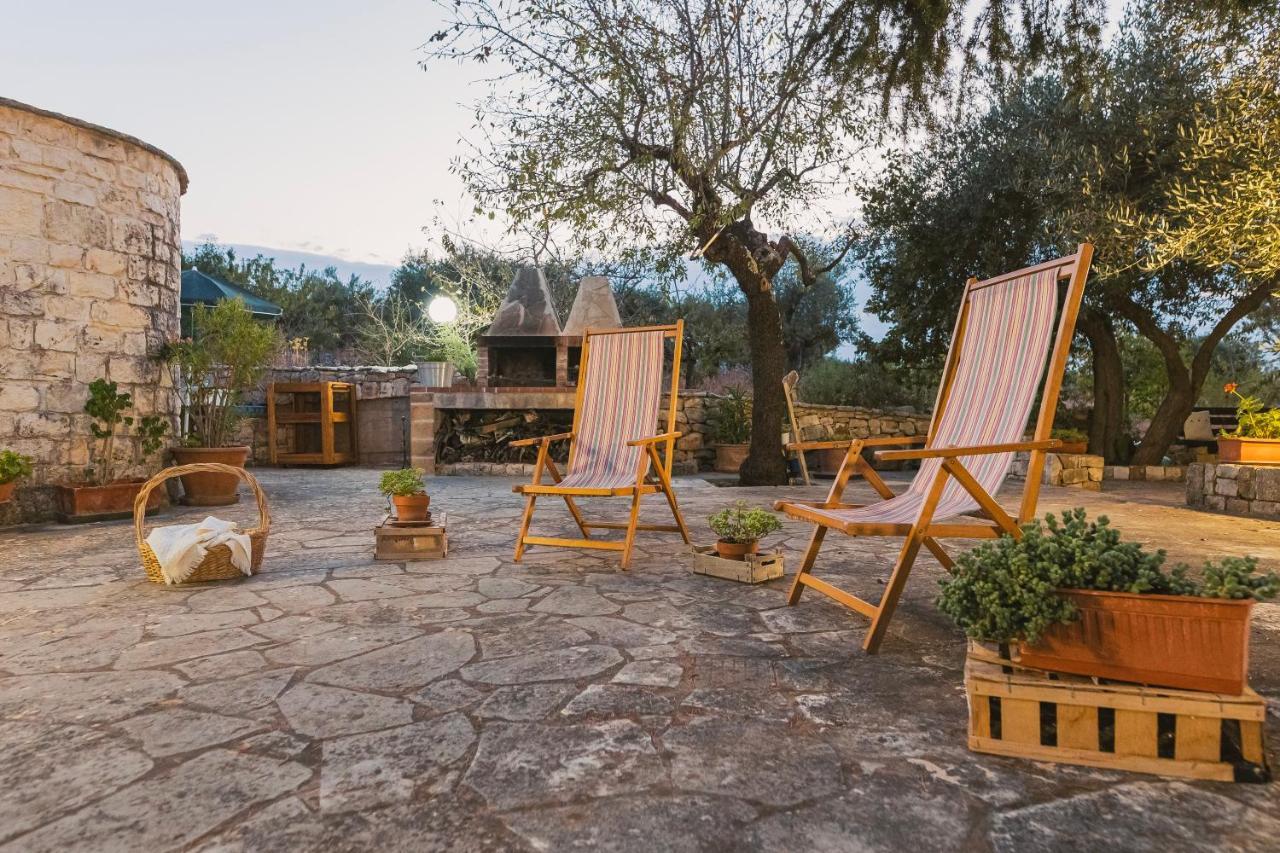 Trulli Country House Carla'S Secret Castellana Grotte Eksteriør billede